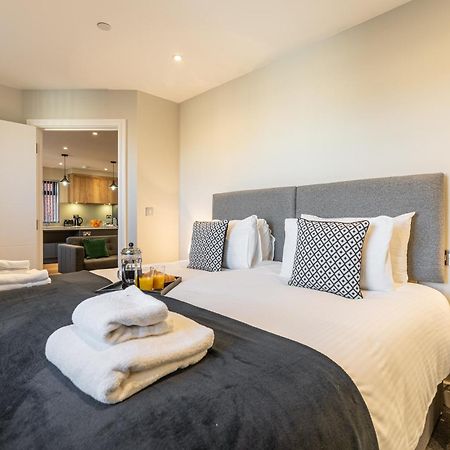 Bond House By Celador Apartments Reading Extérieur photo