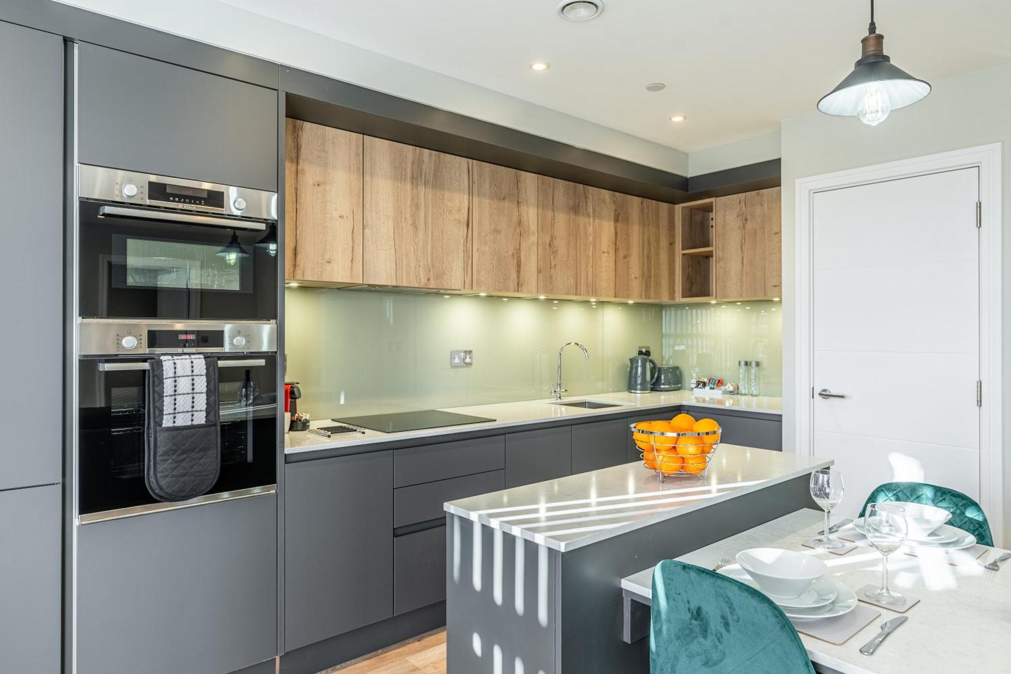 Bond House By Celador Apartments Reading Extérieur photo