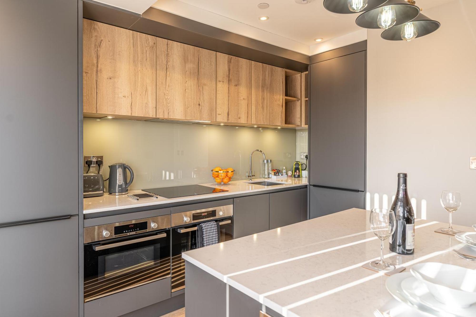 Bond House By Celador Apartments Reading Extérieur photo