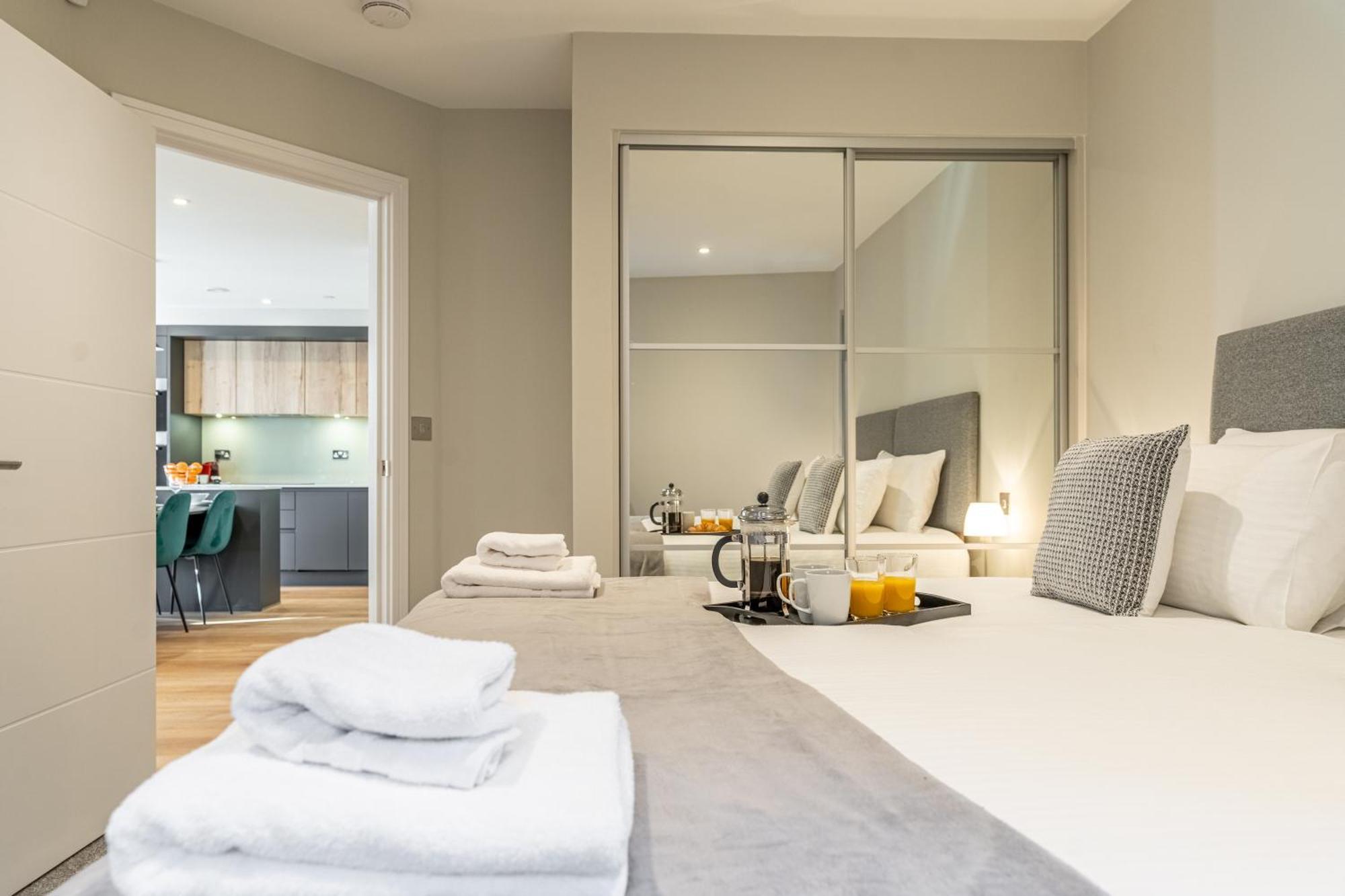 Bond House By Celador Apartments Reading Extérieur photo
