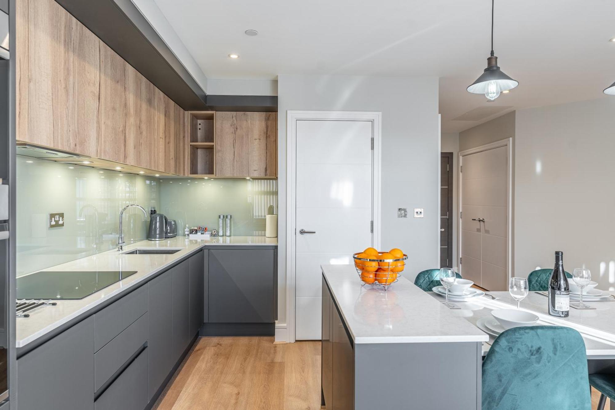 Bond House By Celador Apartments Reading Extérieur photo