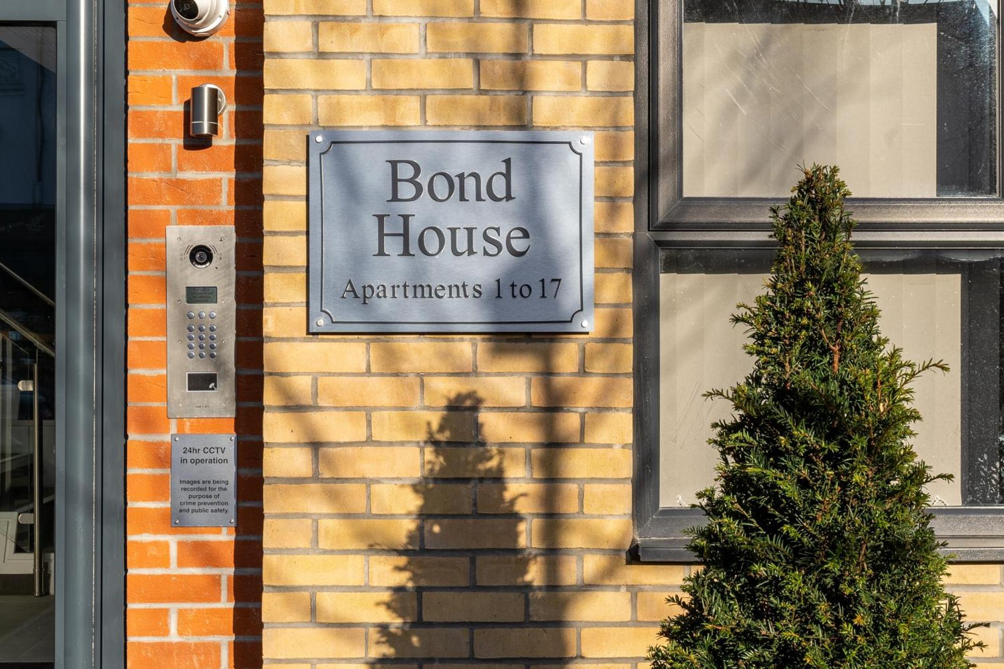 Bond House By Celador Apartments Reading Extérieur photo