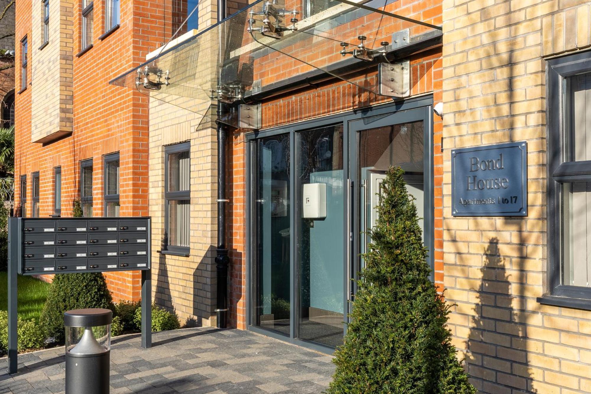 Bond House By Celador Apartments Reading Extérieur photo